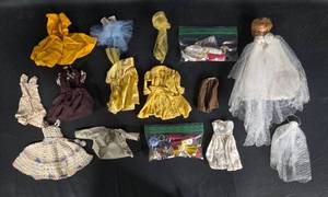 lot 6 image: Lot of 15 Doll Clothes and Accessories - Vintage Collection
