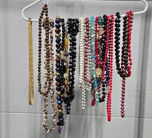 lot 61 image: Assorted Necklaces Collection