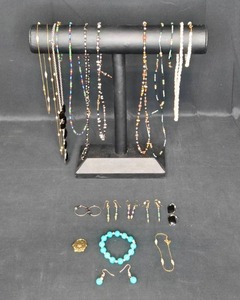 lot 73 image: Collection of Necklaces, Earrings, Bracelets - display not included