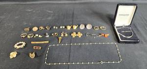 lot 93 image: Assortment of Vintage Costume Jewelry - Earrings, Brooches, Necklaces