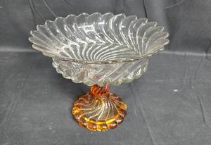 lot 104 image: Vintage Glass Compote with Amber Base - Decorative Serving Bowl