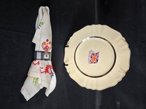 lot 123 image: Vintage British Flag Plate with Decorative Napkin and Holder