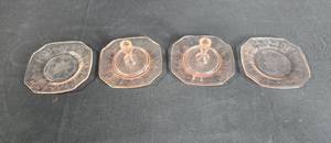 lot 128 image: Set of 4 Vintage Pink Glass Candle Holders with Plates