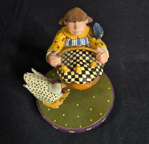 lot 144 image: Hand-Painted Williraye Studio Figurine - Plenty to Share