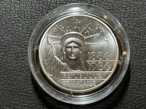 1986 100 Franc Coin