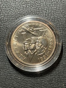 1991-95-P World War II Half Dollar