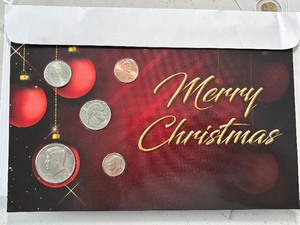 lot 10 image: 2022 U.S. Coin Set Christmas Card