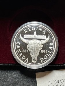 lot 47 image: 1982 Canada Silver Dollar Regina