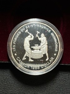 lot 76 image: 1988 Canada Silver Dollar
