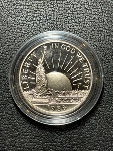 lot 104 image: 1986-S Statue of Liberty Half Dollar Proof