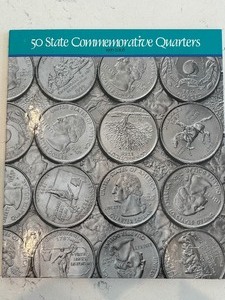 lot 195 image: Colored State Quarter Collection