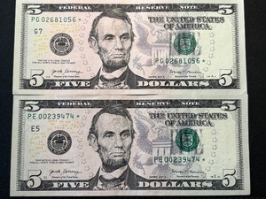 lot 145 image: 2017 A Green Seal $5 Dollar Star Notes