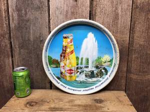 lot 112 image: Vintage Grain Belt Beer 13 Metal Trays