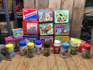 lot 131 image: Vintage Lunch Box Collection - Peanuts - Disney - Cartoons