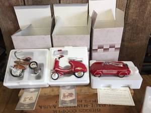 lot 144 image: 3 Hallmark Kiddie Car Classics - in Boxes