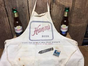lot 162 image: Vintage Hamms Apron - Bottles - Opener - Matchbook