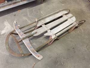 lot 186 image: Vintage WoodSteel Runner Sled - 42
