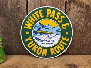 lot 225 image: Rooney Gateway to the Yukon Porcelain Sign - 10