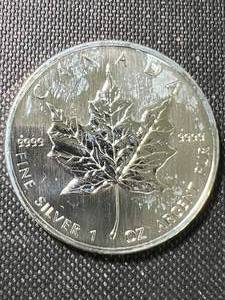 2008 CANADIAN MAPLE LEAF 1 TROY OZ .9999 FINE SILVER