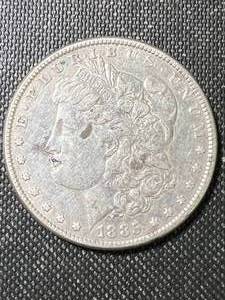 1885 US MORGAN SILVER DOLLAR