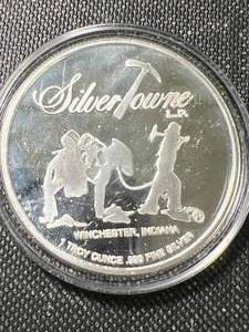 1 TROY OZ .999 FINE SILVER SILVERTOWNE ROUND IN AIRTITE