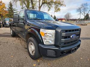 2013 Ford F-250 Super Duty Pickup Truck with 8 Box and Tommy Gate Hydraulic Lift
