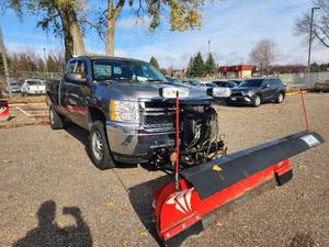 2013 Chevrolet Silverado 2500HD 4 Door Extended Cab Pickup Truck with 2013 Western Wide Out Plow and 6 Box
