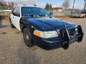 2009 Ford Crown Victoria Police Interceptor 4 Door Sedan