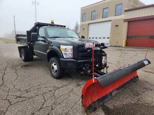 2012 Ford F-350 Super Duty Plow Truck with Western 2012 9 Pro Plus UM2 Plow and 8 Dump Box