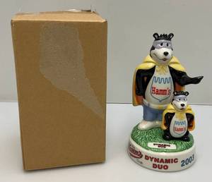 lot 17 image: 2003 HAMMS Dynamic Duo Bears Club Piece (NIB) 7 34