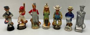 lot 26 image: Misc. Jim Beam Fox Convention Pieces
