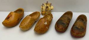lot 88 image: Vintage Hand Carved & Painted Wooden Holland, Dutch Style Clogs Belguim Shoes Including Heinekens & More