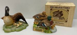 lot 118 image: Vintage 1970s Sky Country Duck & Goose Family Decanters (EMPTY)