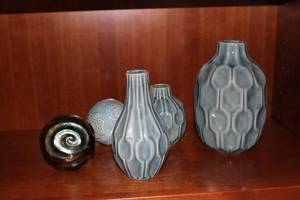 lot 4 image: Set of 5 Vintage Ceramic Vases - Unique Designs