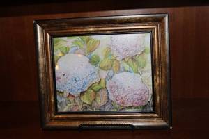 lot 8 image: Framed Artwork - Hydrangea Flowers