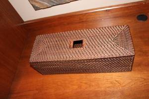 lot 31 image: Woven Storage Basket with Lid - Decorative Organizer