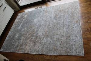 lot 114 image: Calvin Klein Captivating Area Rug - 53 x 73 - Grey and Taupe