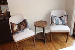 lot 103 image: Set of 2 Modern Upholstered Dining Chairs with Decorative Pillows and Side Table