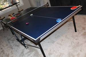 lot 150 image: Ping Pong Table with Set of 6 Paddles and Accessories
