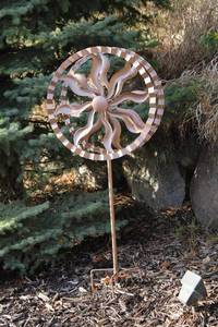 lot 158 image: Metal Garden Kinetic Wind Spinner - Decorative Outdoor Art