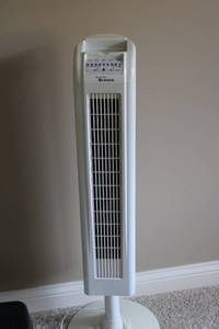 lot 191 image: Hawaiian Breeze Tower Fan - Multiple Speed Settings
