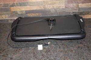 lot 204 image: Cooks Electric Griddle with Temperature Control