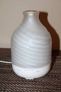 lot 230 image: Aiho Ultrasonic Essential Oil Diffuser with Adjustable Timer