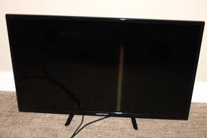 lot E-275 image: Element Elewc326 32 HDTV - Model ELEWC326