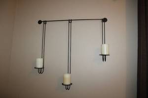 lot 284 image: Wall-Mounted Candle Holder Rack with 3 Candle Holders