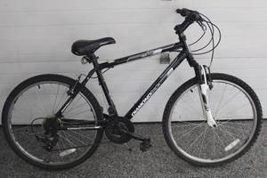 lot 297 image: Used Diamondback Outlook Mountain Bike with Shimano Gears