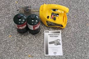 lot 322 image: Black Flag Propane Powered Insect Fogger with Two Propane Canisters