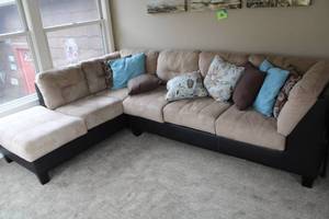 lot A-328 image: Sectional Sofa with Cushions in Tan and Brown