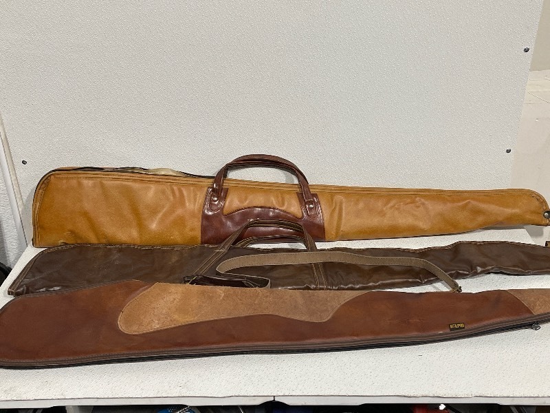 lot 57 image: Shot Gun Cases