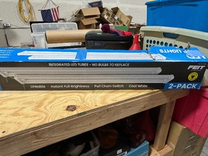 lot 42 image: 2 Pack LED Shop Lights